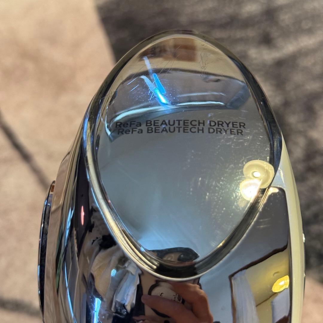 リファ　ドライヤー　2021年製　RE-AB02A