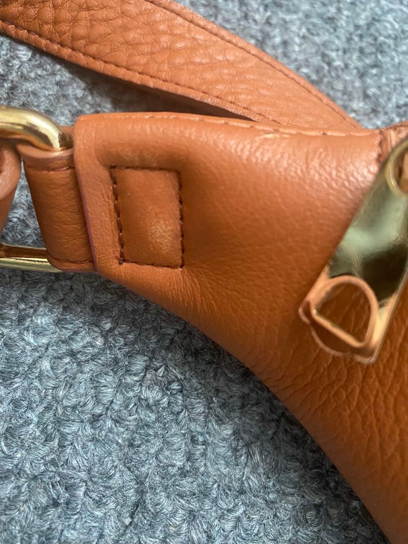 ch!iiibag チーバックShrink LeatherWaist Bag