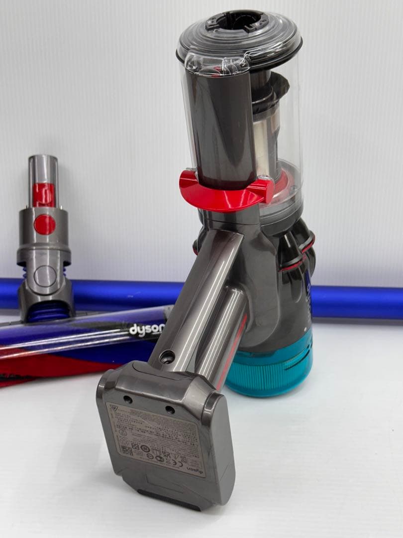 綺麗　美品　ダイソン掃除機　SV21 本体　ヘッド　パイプ　純正バッテリー付き