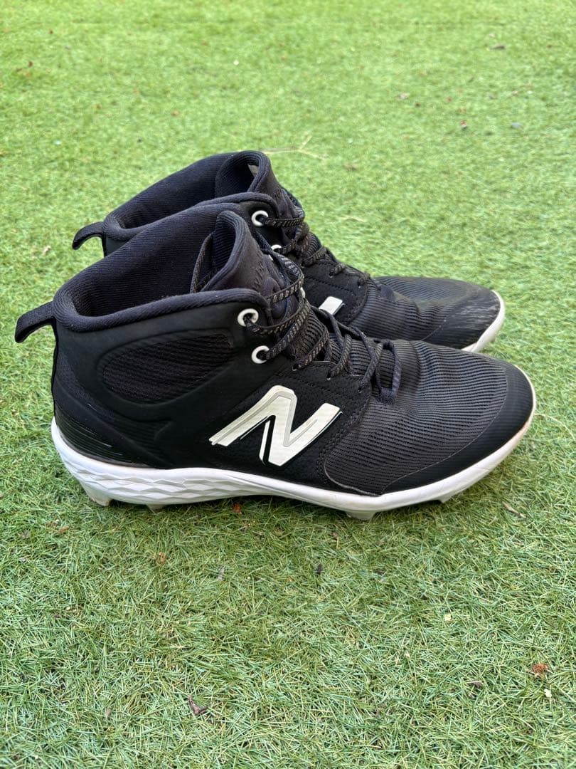 日本未発売限定品‼️New Balance 3000 ブラック スパイクシューズ