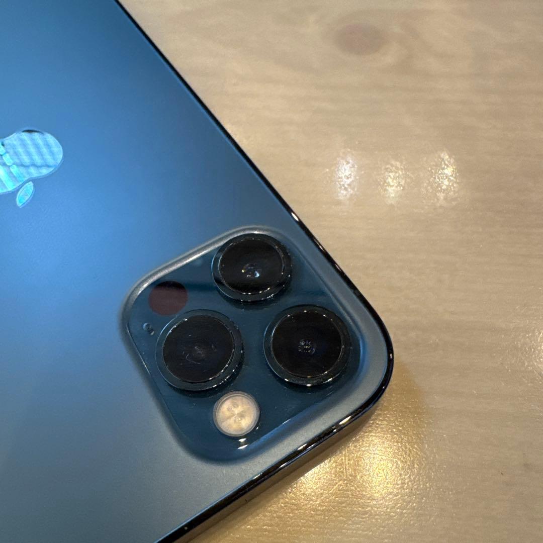 Apple iPhone 12 Pro 128GB バッテリー83%