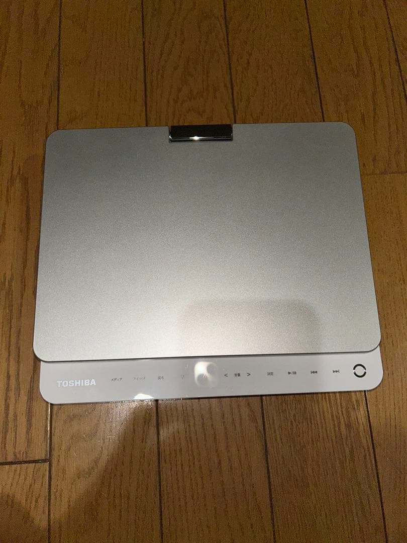 東芝 9型ポータブルブルーレイプレーヤーREGZA レグザ SD-BP900S