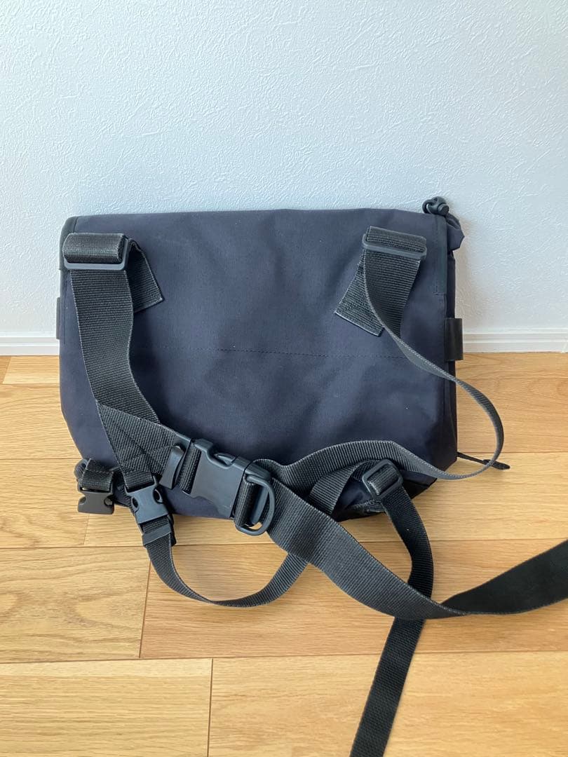 bagJack メッセンジャーバッグ ブラック