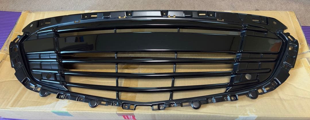 MAZDA6 AutoExe フロントグリル MGJ2520 欠品部品あり