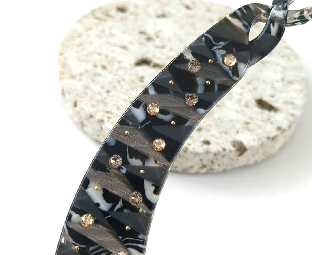 アッカ*バナナクリップ　バレッタ