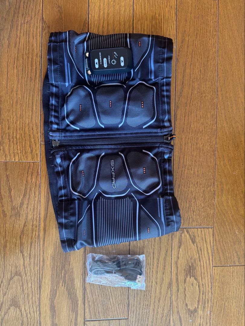 SIXPAD パワースーツライト コアベルト Mサイズ　コントローラ付