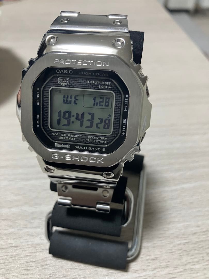 【美品】CASIO カシオ　G-SHOCK GMW-B5000D-1JF