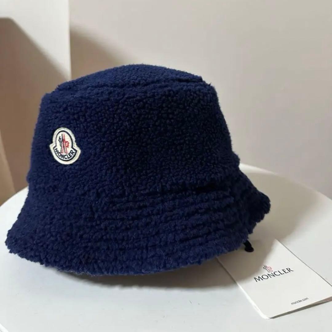 ☆新品☆モンクレール　MONCLER ボア バケットハット　ロゴ刺繍　モンクレ