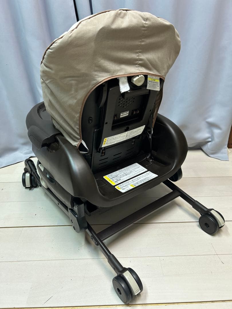 コンビ Combi ネムリラ オートスウィングハイローチェア　電動モデル