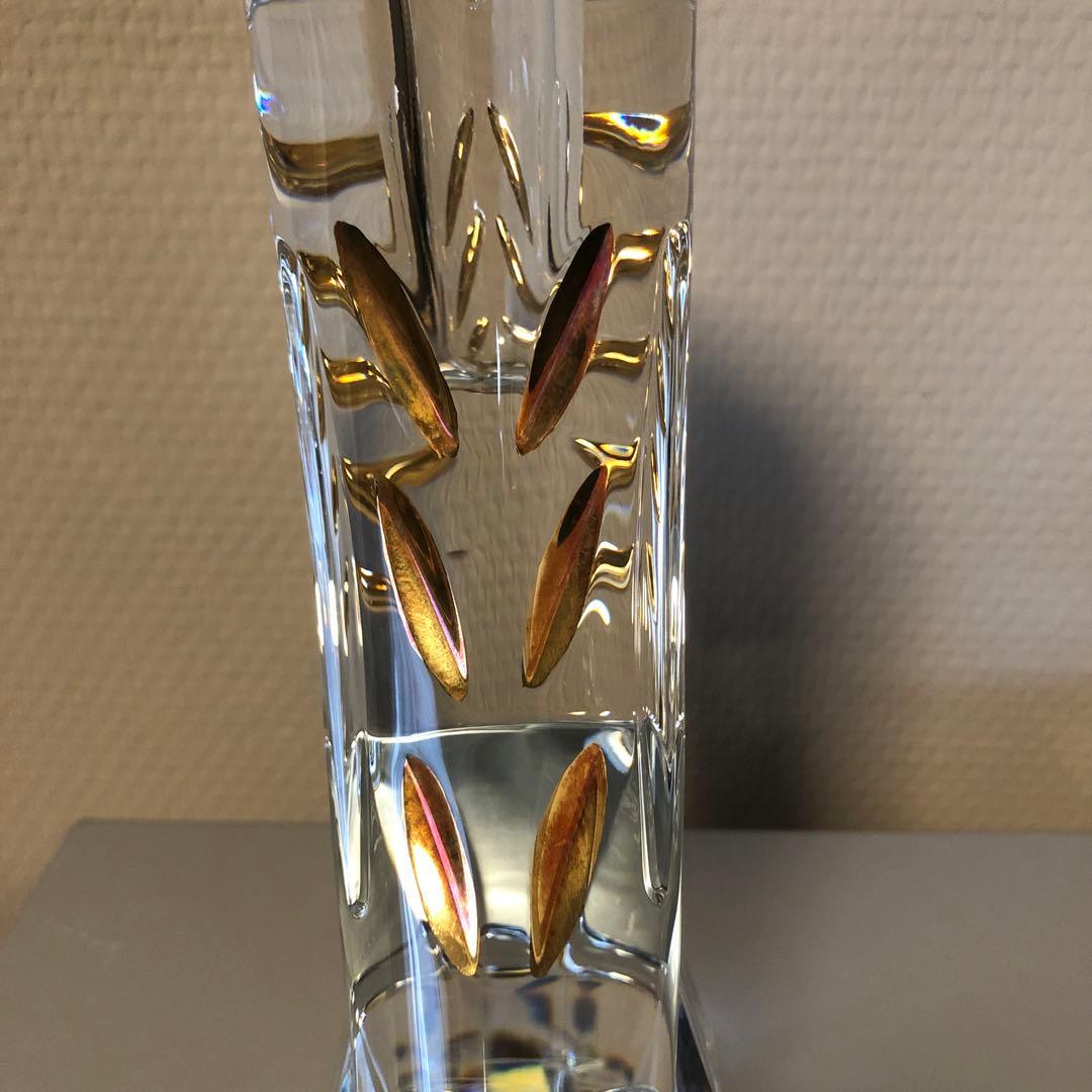 damk　新品　バカラクリスタルガラス製の鳥の花瓶