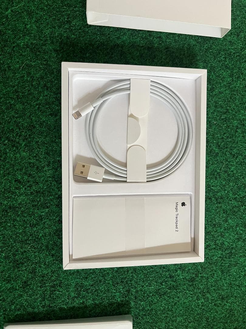 マウス・トラックボール Magic Trackpad 2 (MJ2R2J/A)