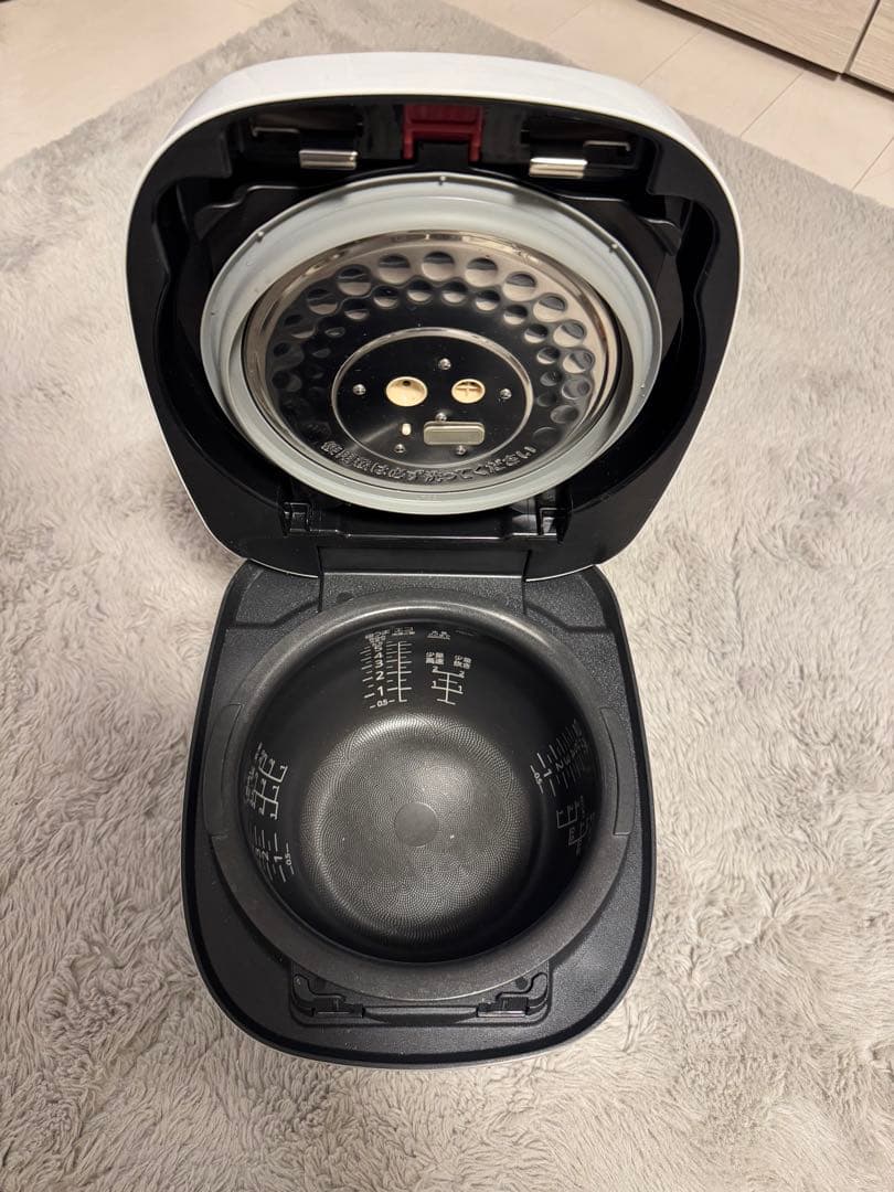 タイガー炊飯器 5.5合 圧力IH式 ご泡火炊きホワイト JPI-S10NW