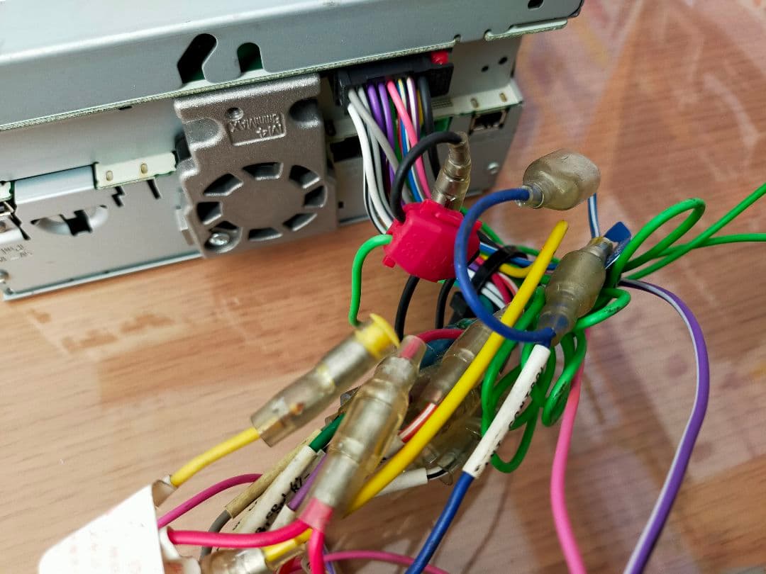 カロッツェリア SDナビ AVIC-RZ300 ワンセグ/DVD