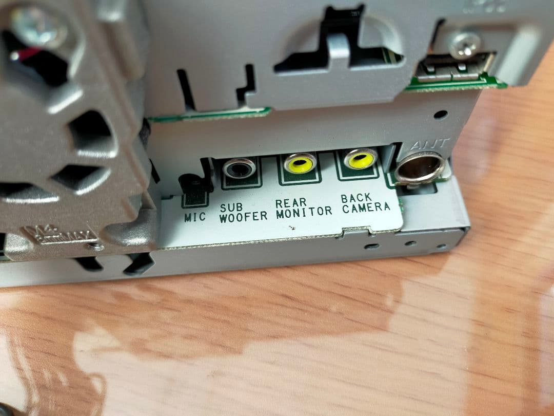 カロッツェリア SDナビ AVIC-RZ300 ワンセグ/DVD