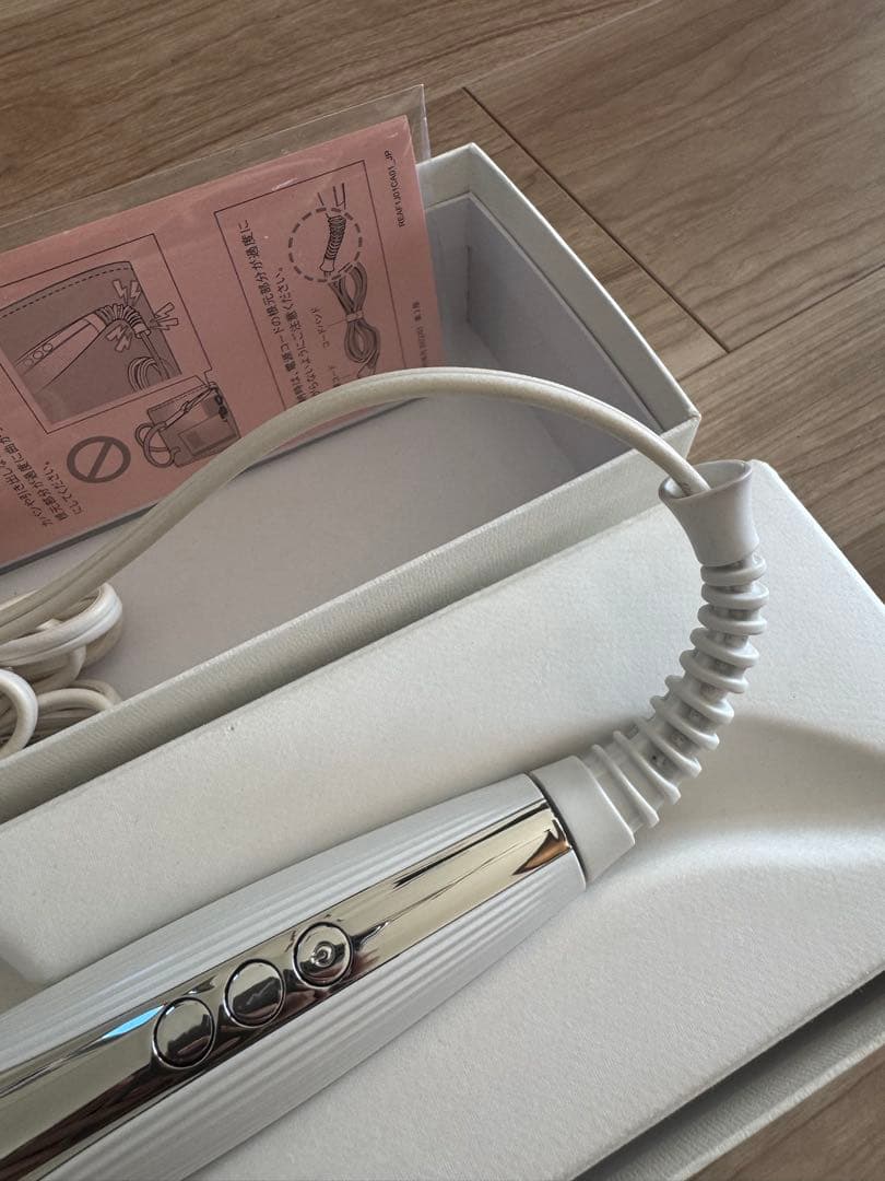 ReFa ホワイト カールヘアアイロン