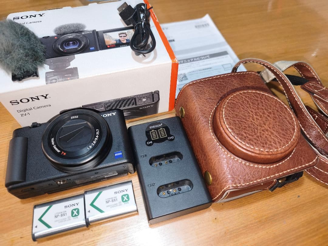 SONY ZV-1 ケース、予備バッテリー、充電器付き