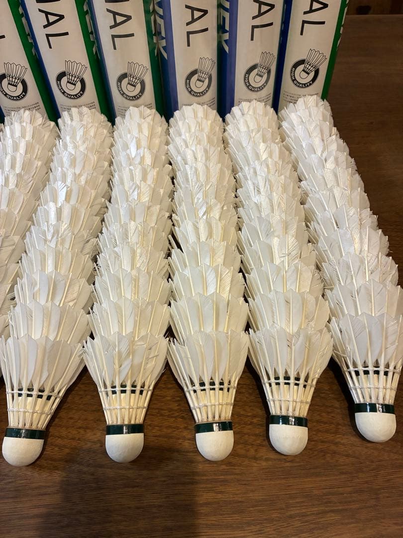 YONEX　NEW OFFICIAL 120球　①