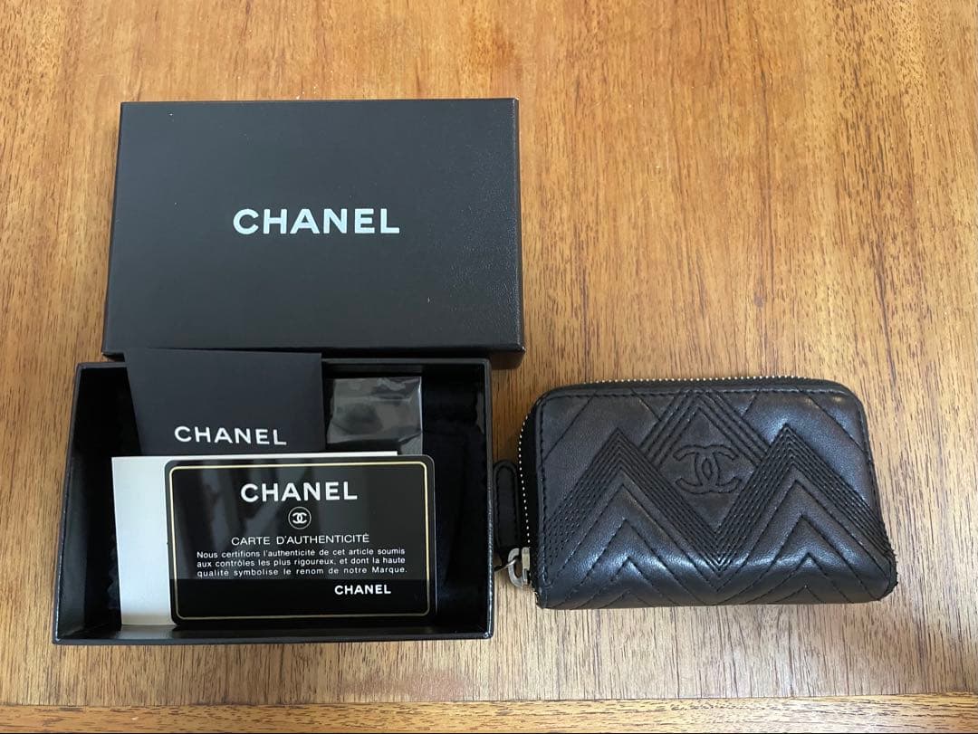 本日限定セール　CHANEL ブラック ケース