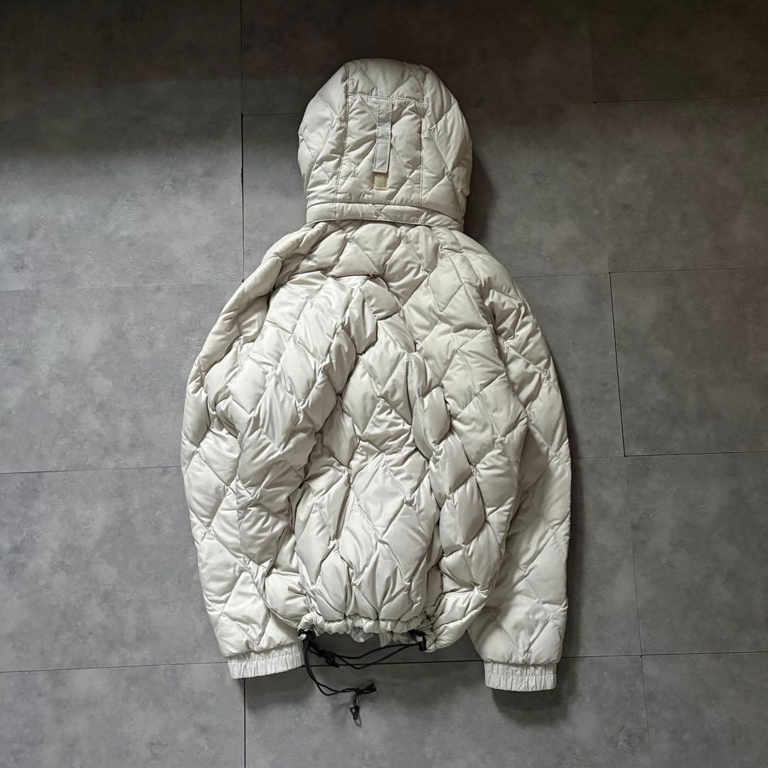 【希少カラー⭐️】極暖Columbia ダウンジャケット　キルティング　白　M