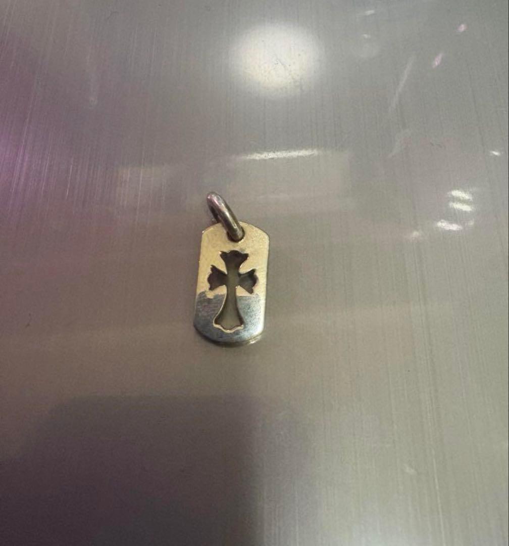 クロムハーツ　タイニードッグタグ　カットアウトクロス