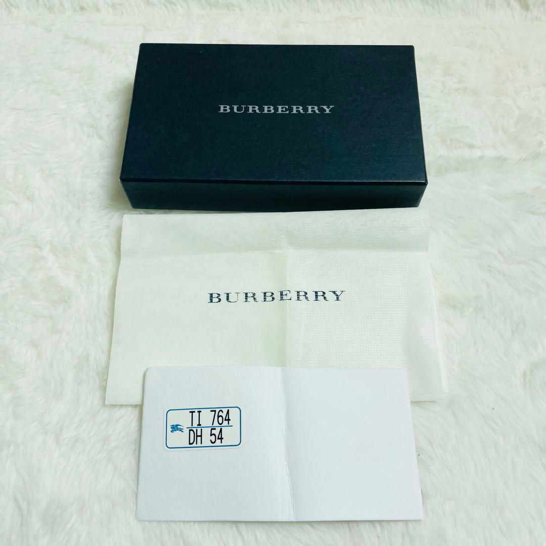 新品未使用品 箱付き　BURBERRYノバチェック 5連キーケース ベージュ