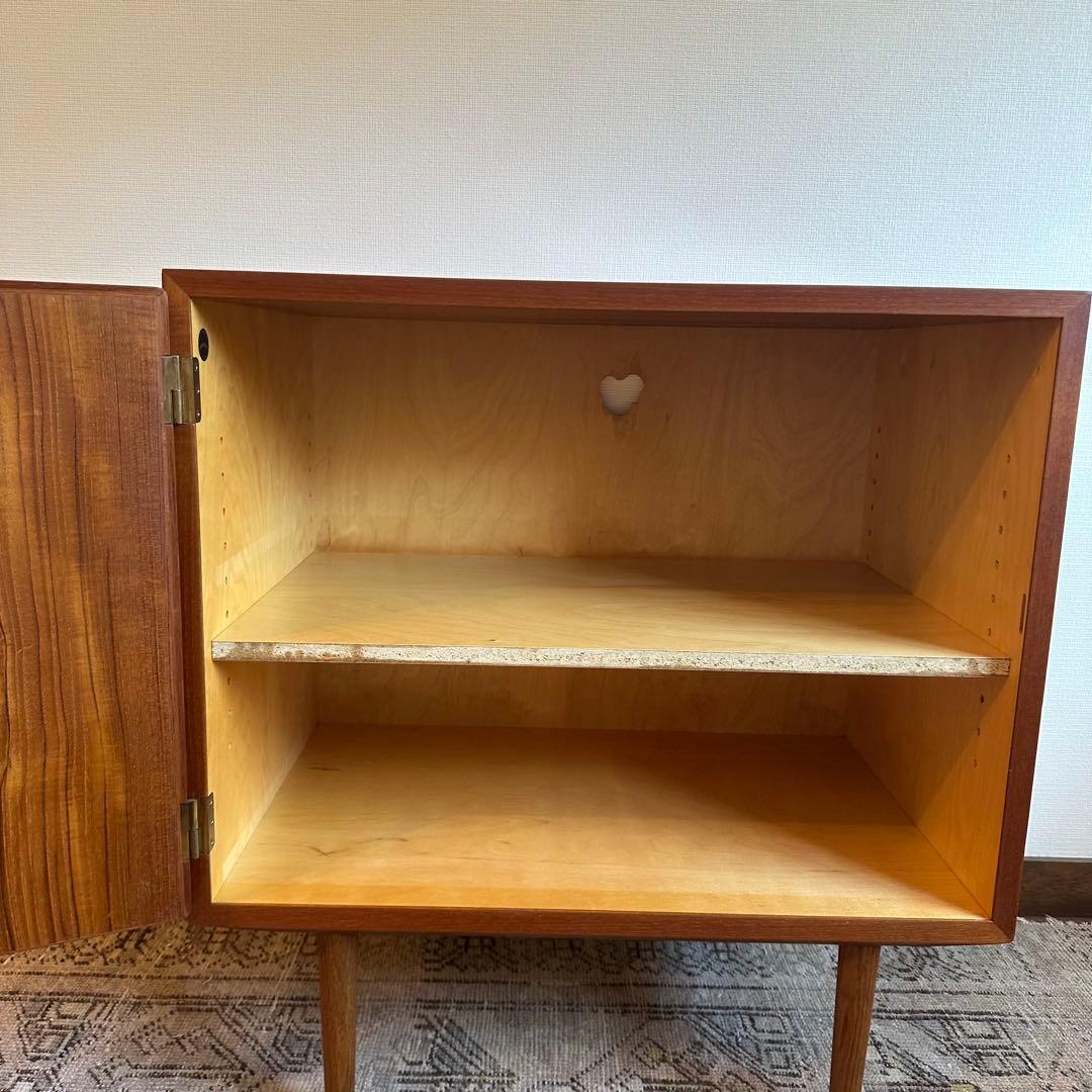 Poul Hundevad ヴィンテージ チーク キャビネットミッドセンチュリー