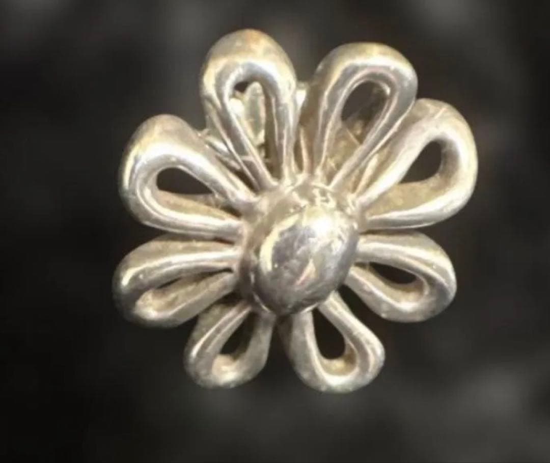 ティファニー デイジーピアス シルバー925片耳のみ