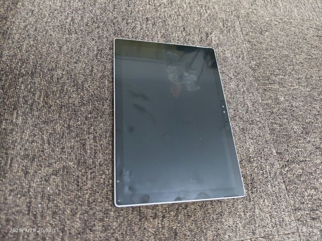 Microsoft Surface Pro 4 本体