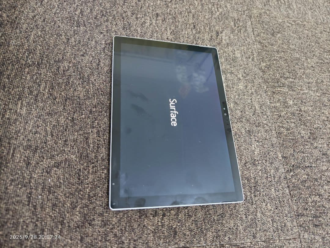 Microsoft Surface Pro 4 本体