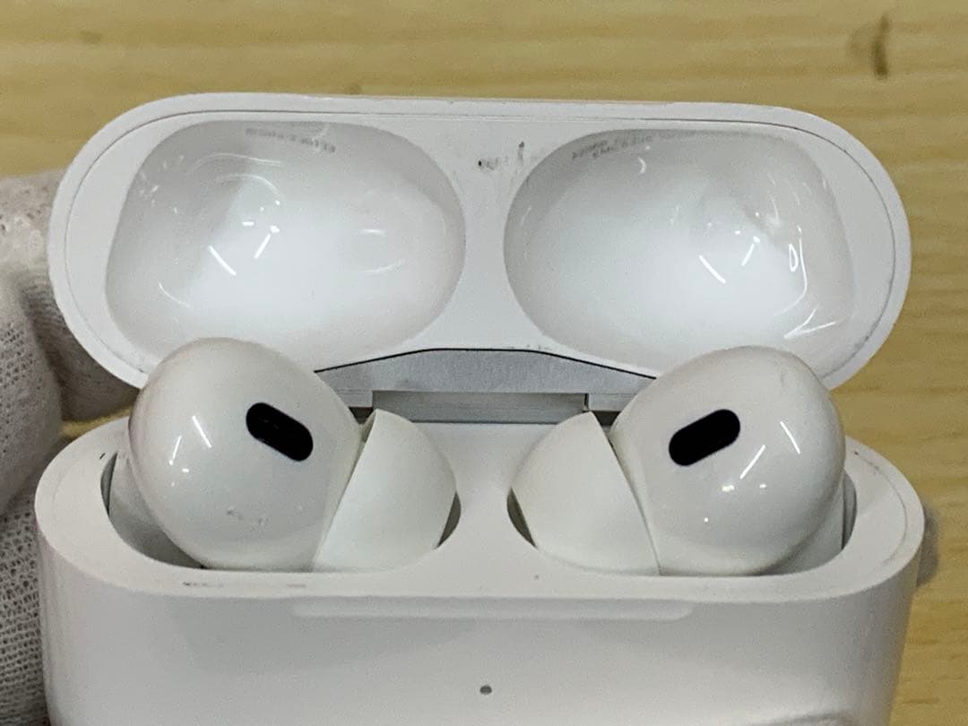 【中古】Air Pods Pro2 MTJV3J/A MM70508-15