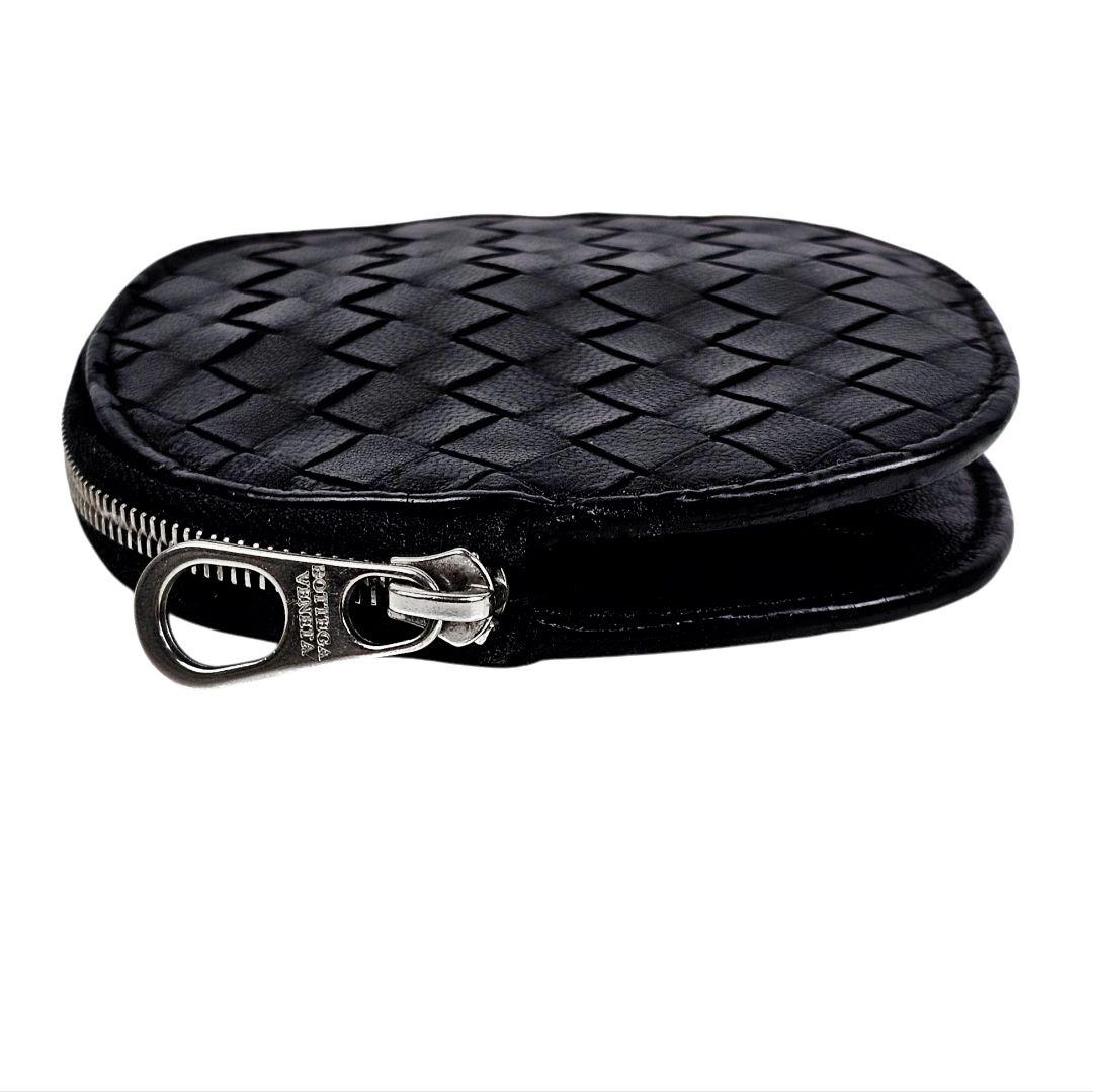 美品 ボッテガヴェネタ イントレチャート ラウンドジップ ケース