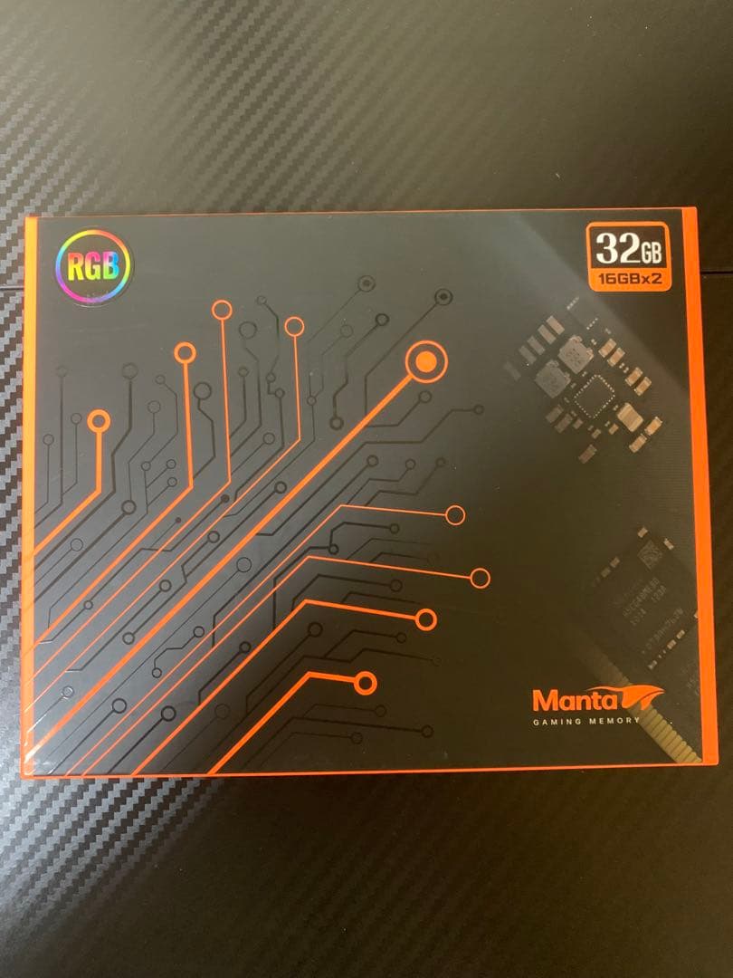 Manta 32GB DDR5 RGB メモリ