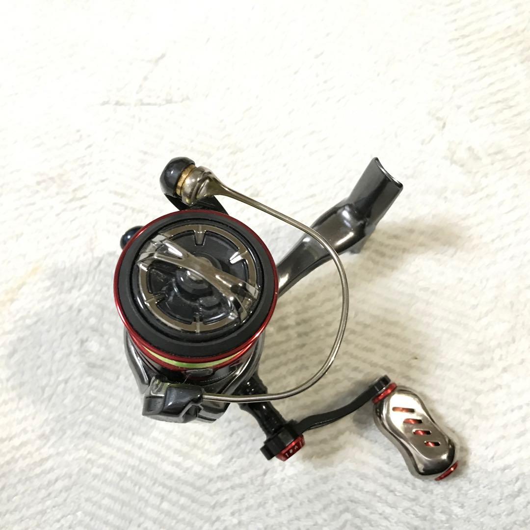 スピニングリール 2000OS 　ハンドルカスタム付き（オリジナルハンドルあり）