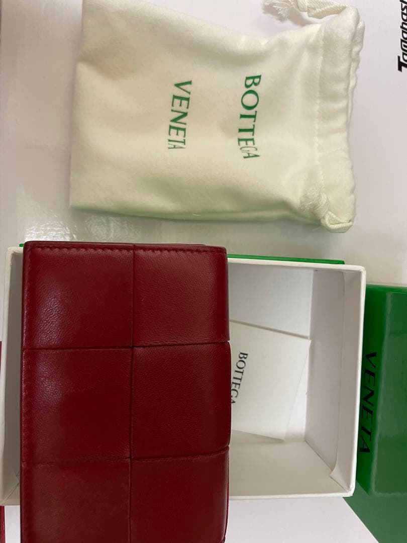 BOTTEGA VENETA 赤 レザー 名刺入れ