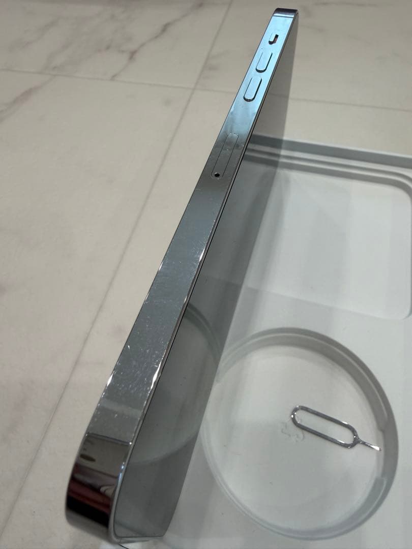 Apple iPhone 14 Pro Maxシルバー 本体