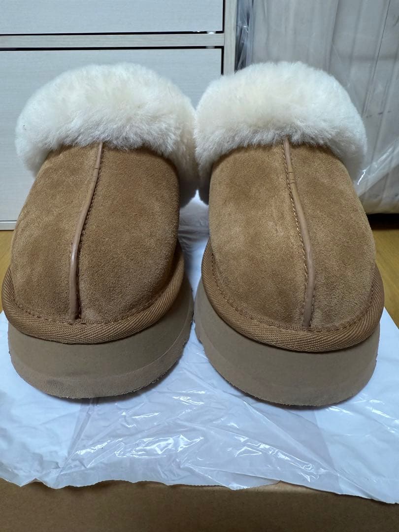 UGG DISQUETTE スリッパ　ムートン