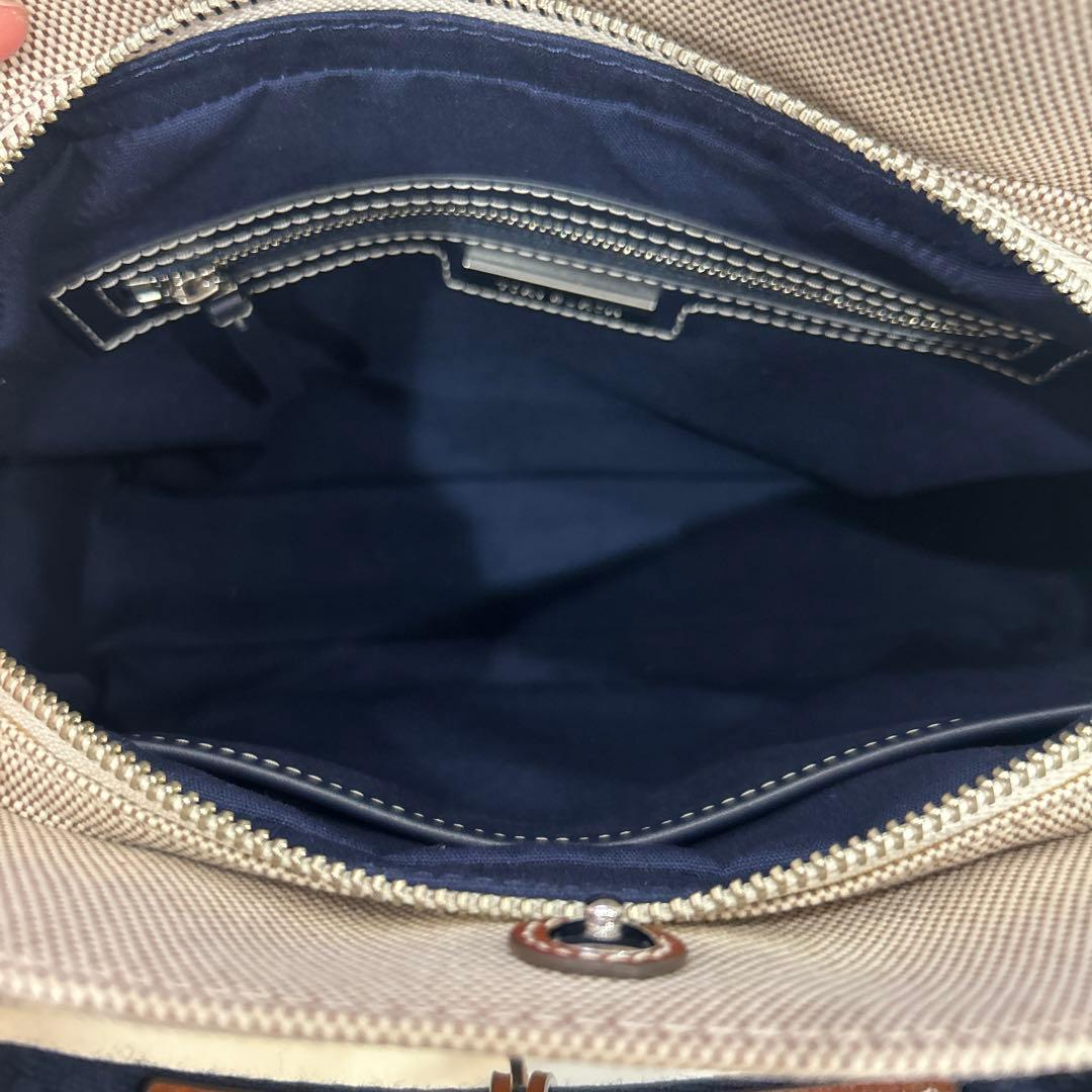 美品　トリバーチバッグ