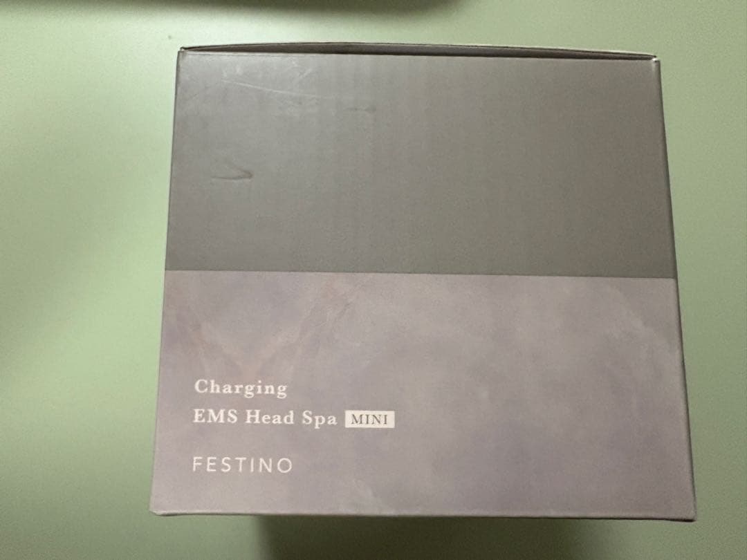 未使用 フェスティノ 充電式 EMS ヘッドスパ ミニ　ホワイト