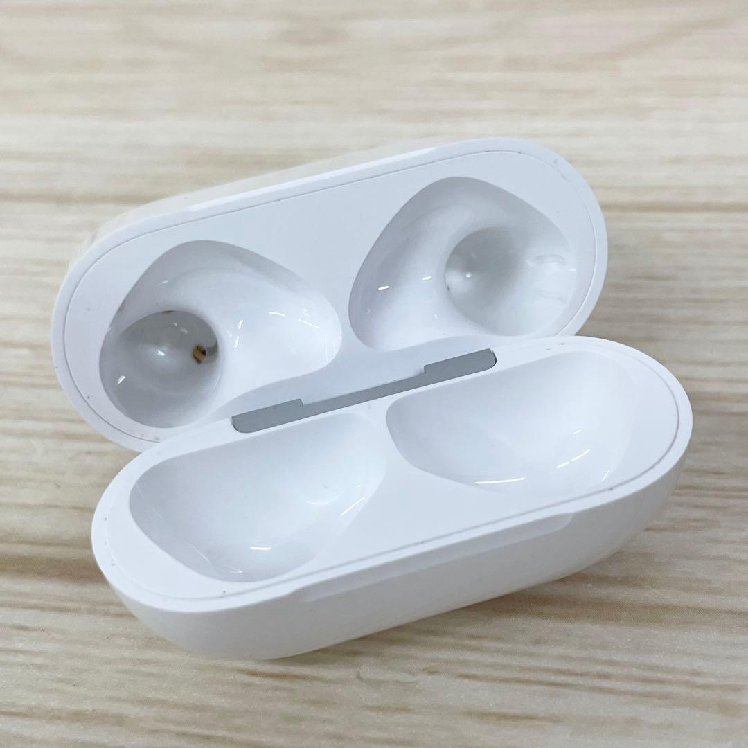 AirPods（第4世代）アクティブノイズキャンセリング搭載 mxp93j/a