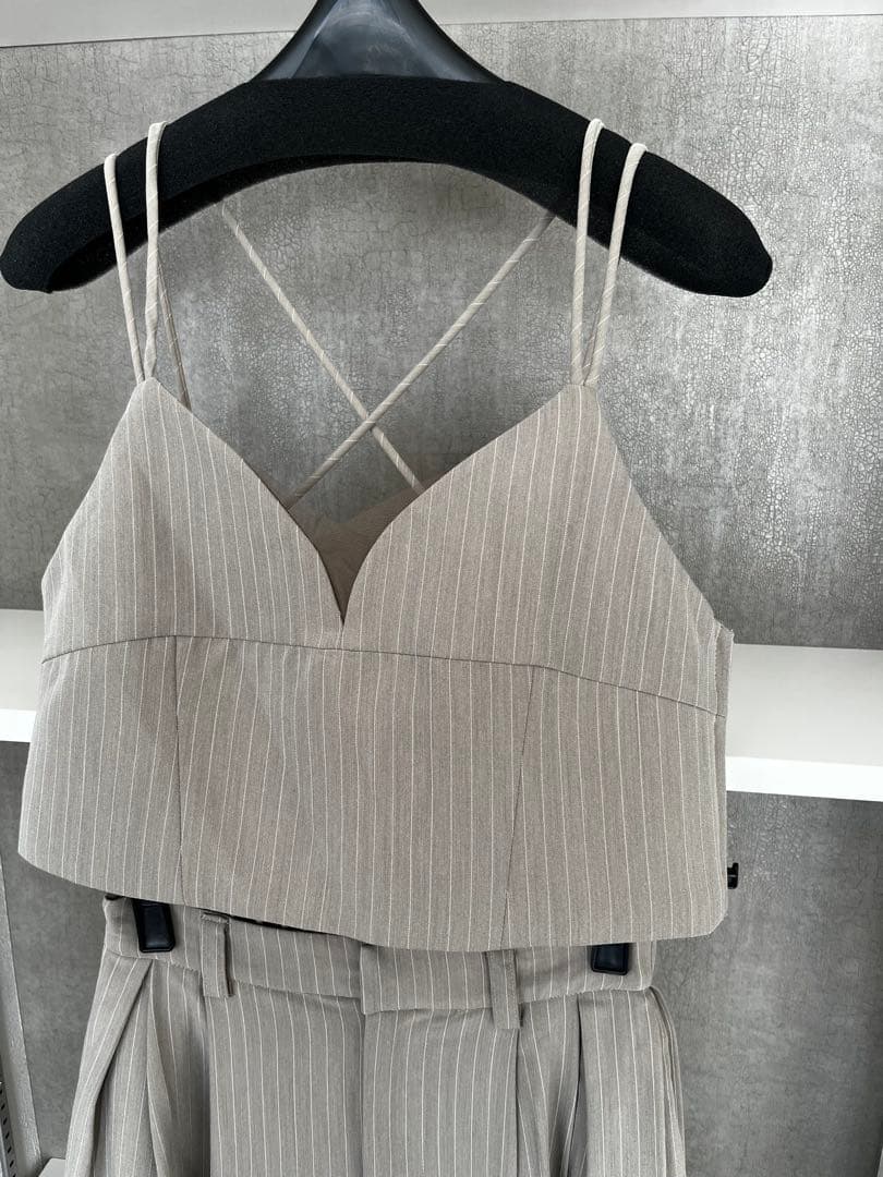 ANDRESD ピンストライプビスチェワイドパンツドレス　ベージュ　セットアップ