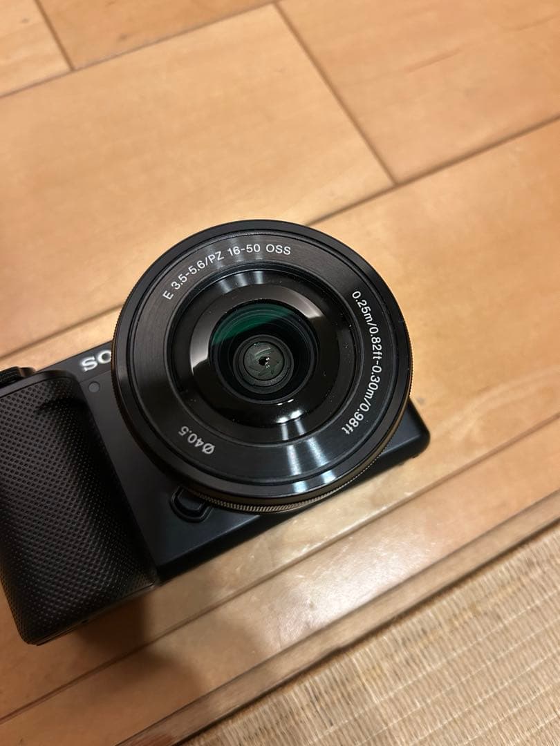 SONY ZV-E10 パワーズームレンズ キット　シューティンググリップ付