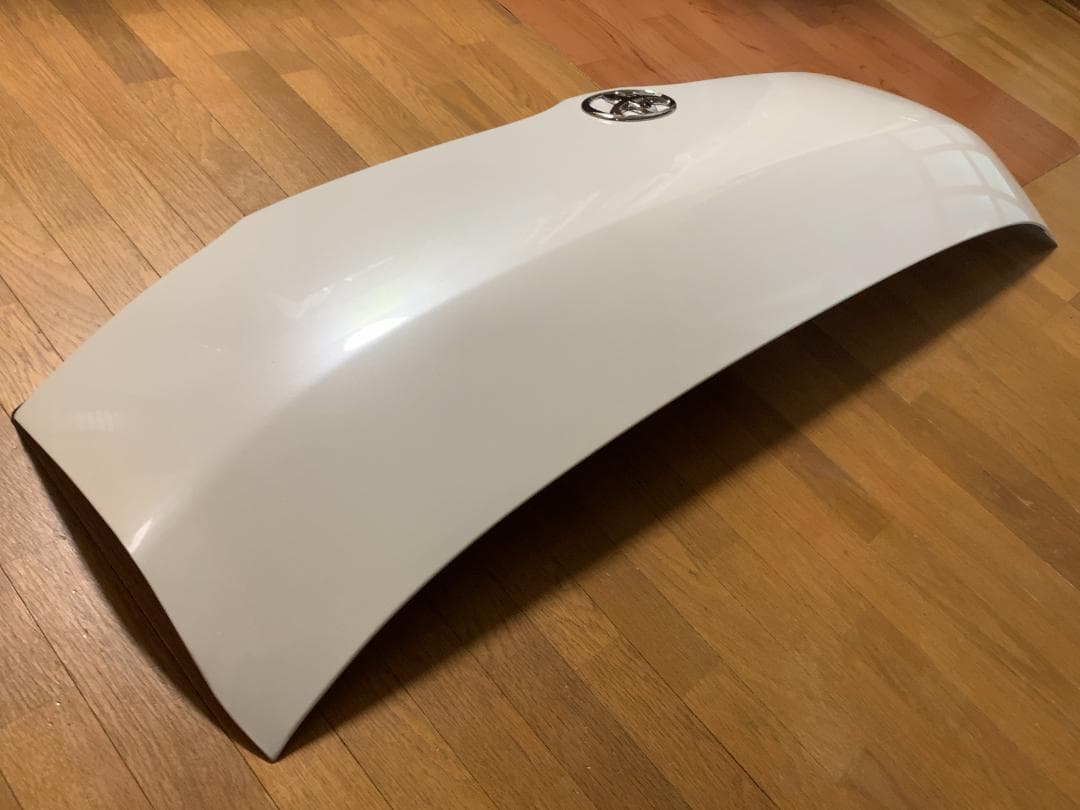 26-085 新車外し 200系 ハイエース 標準 純正 ボンネット 070 白