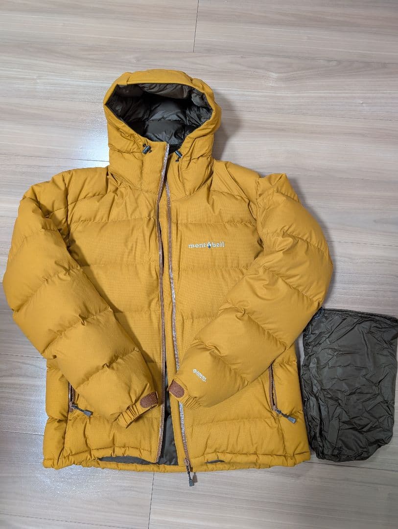 【美品】モンベル パーマフロスト ライトダウンパーカ Mサイズ ハニー