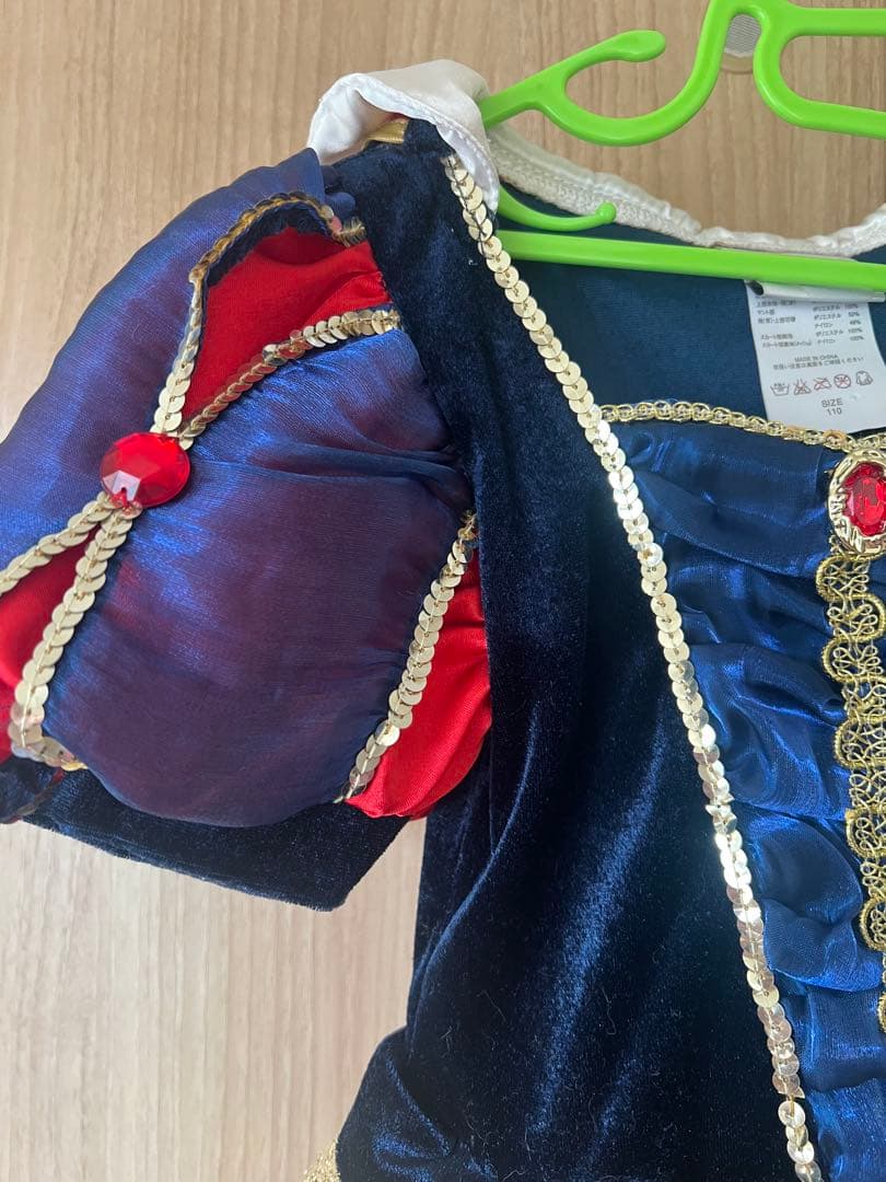 白雪姫　ドレス 110cm リメイク品　おまけ白シューズ18cm