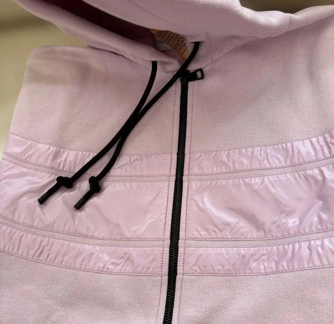 美品モンクレール　ジップアップパーカー　サイズ7 (S)