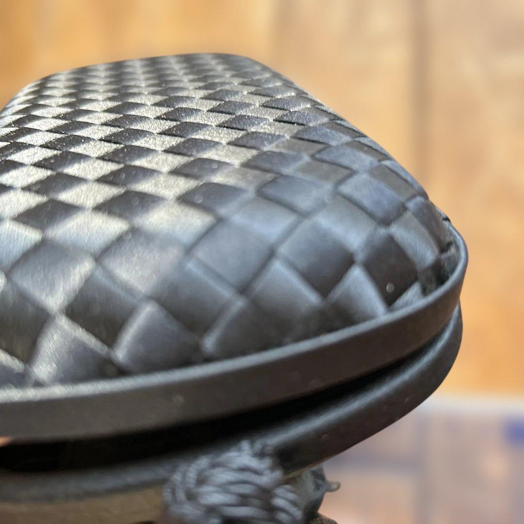 Bottega Venetaブラック 編み込みレザー クラッチバッグ