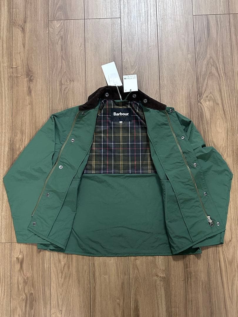 し*る様 25SS【未使用】BARBOURトランスポート GREENユニセックス