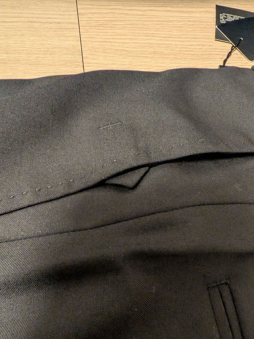 サン・ローラン　パンツ　エディ・スリマン　ブラック　タグ付き新品　スイス製
