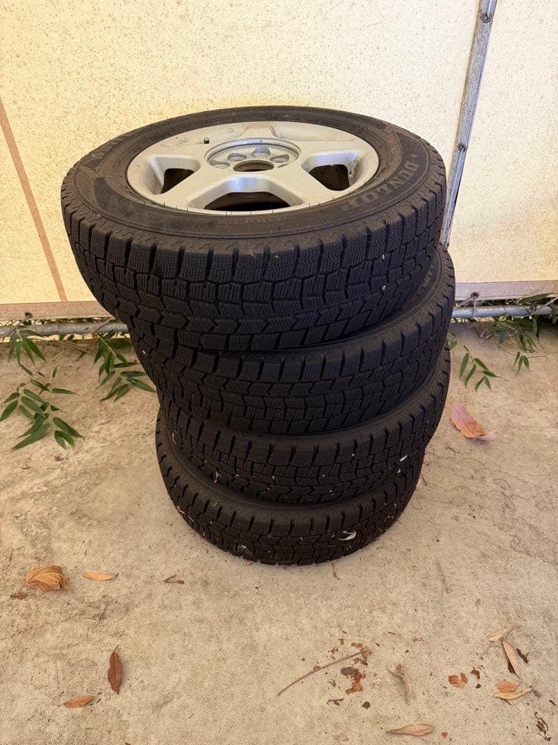 ジ*ジ様 【スタッドレス/ホイールつき】【バリ溝】DUNLOP 175/70R1