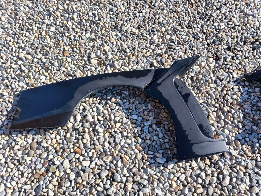 引き取り限定　100系ハイエース　ブリスターフェンダー